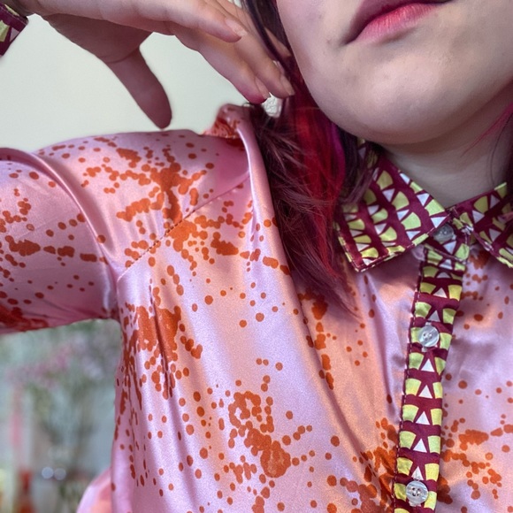 Silky Patterned Button Up Blouse - Picture 4 of 4